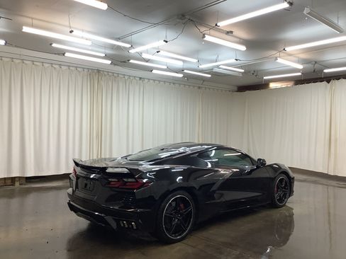 Used 2023 Chevrolet Corvette Stingray Premium Cpe w/ Z51 Performance Package RWD image 5
