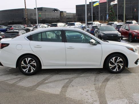 Used 2021 Subaru Legacy Premium image 4