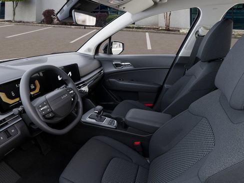 New 2026 Kia Sportage LX image 17