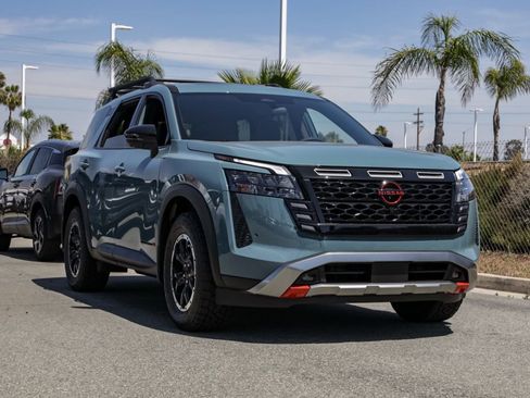 New 2026 Nissan Pathfinder Rock Creek AWD/4WD image 2