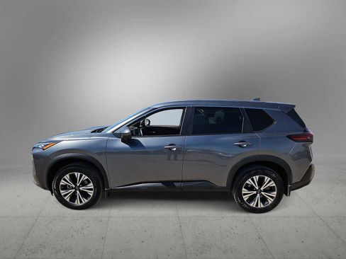 Used 2022 Nissan Rogue SV image 5