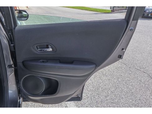 Used 2019 Honda HR-V Sport image 19