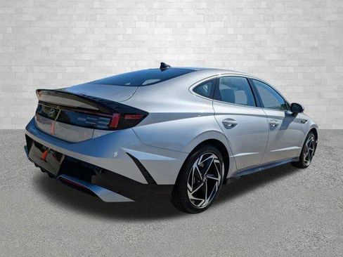 New 2026 Hyundai Sonata SEL image 2