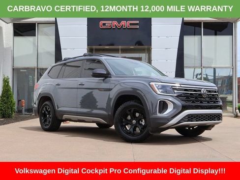 Used 2025 Volkswagen Atlas Peak Edition SE AWD/4WD image 1