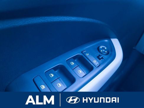 New 2026 Hyundai Venue SEL FWD image 32