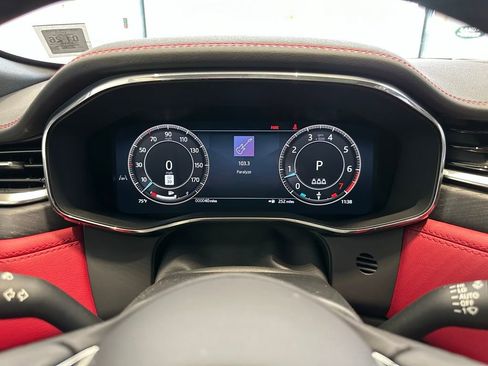 New 2025 Jaguar F-PACE R-Dynamic S image 19