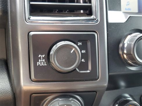 Used 2019 Ford F150 XLT w/ Equipment Group 302A Luxury image 30