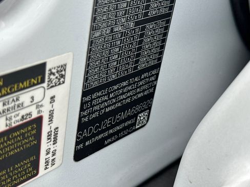 Used 2021 Jaguar F-PACE S image 38