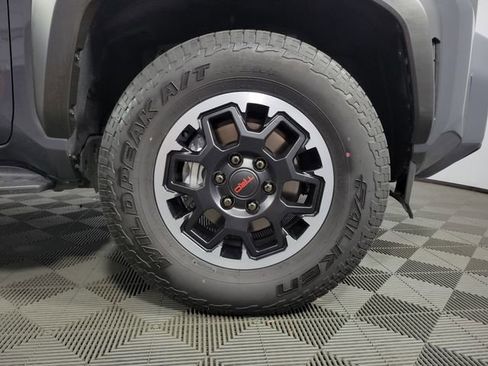 Used 2025 Toyota 4Runner TRD Off-Road image 11