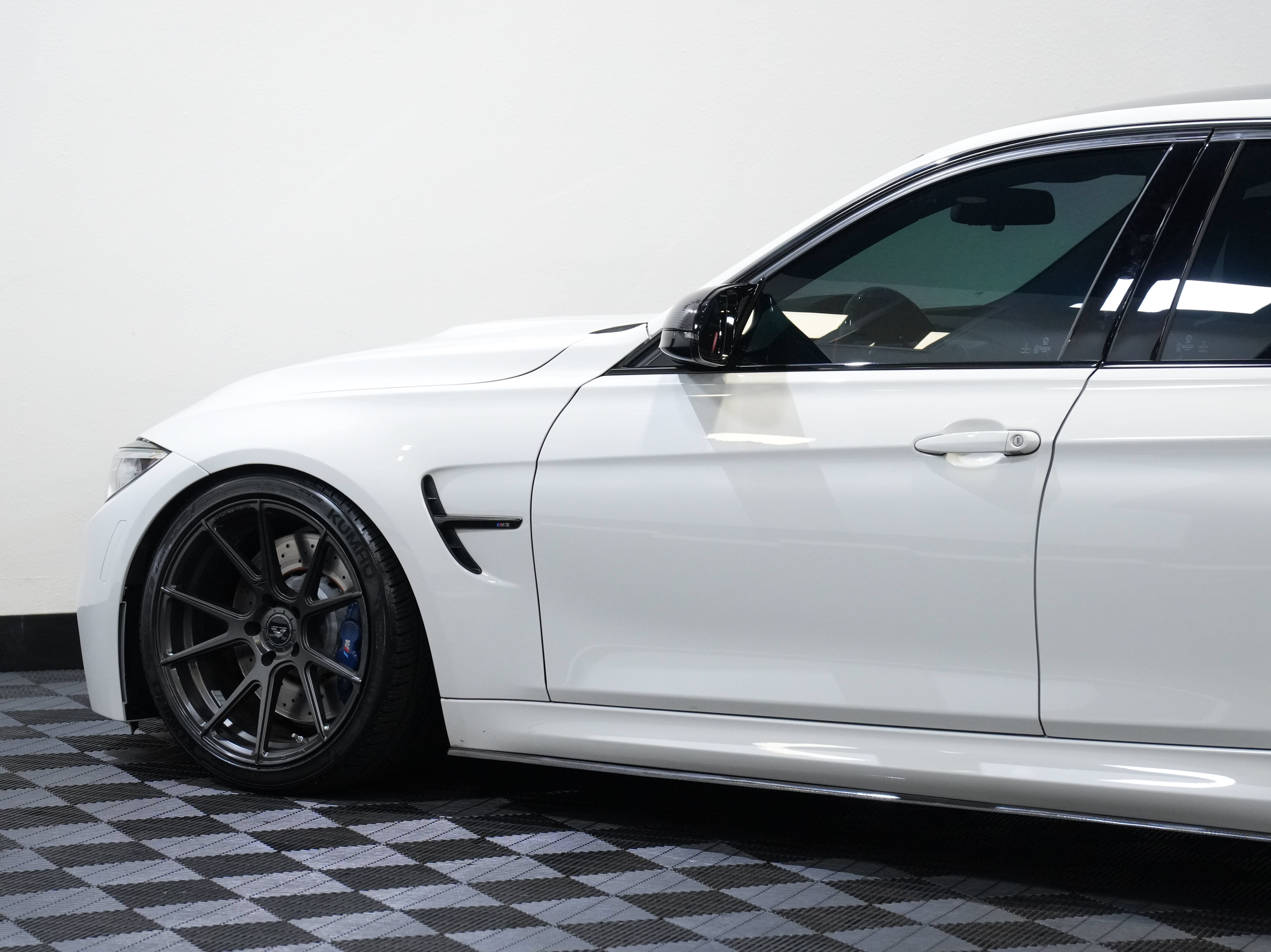 Used 2017 BMW M3 RWD image 19