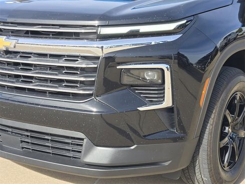 Used 2024 Chevrolet Traverse LT image 31