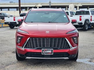 Used 2025 Buick Enclave Avenir video 2