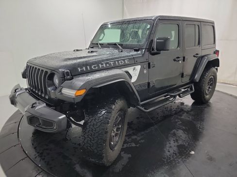 Used 2023 Jeep Wrangler Unlimited Sport image 3