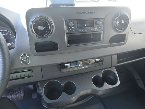 New 2025 Mercedes-Benz Sprinter 2500 image 3