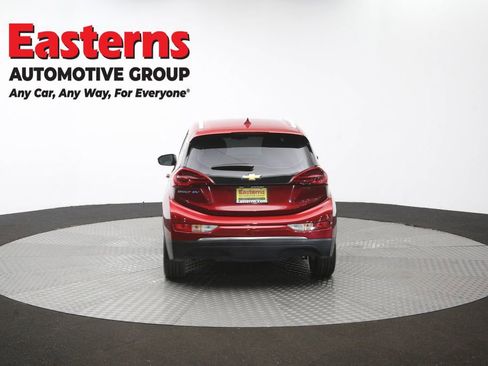 Used 2018 Chevrolet Bolt Premier w/ Driver Confidence II Package FWD image 39