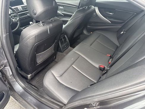 Used 2017 BMW 340i xDrive Sedan AWD/4WD image 14