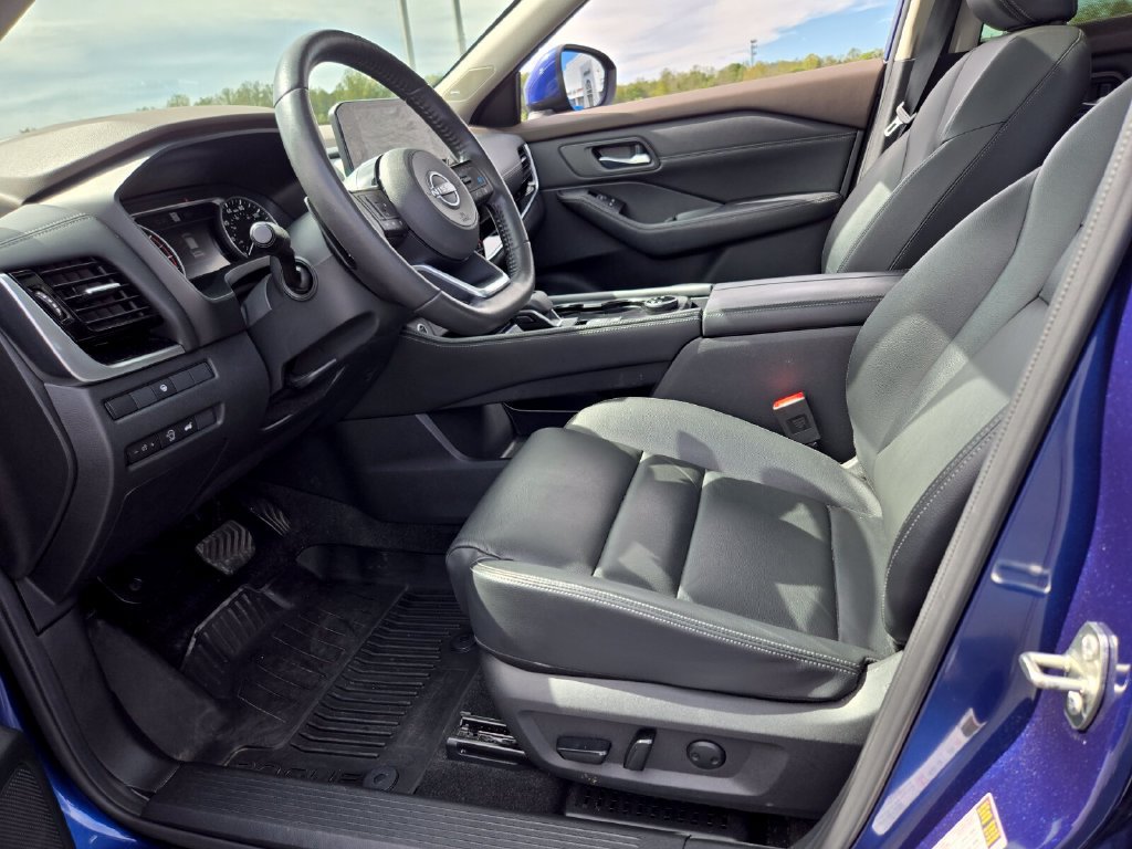 Certified 2023 Nissan Rogue SL w/ SL Premium Package AWD/4WD image 11