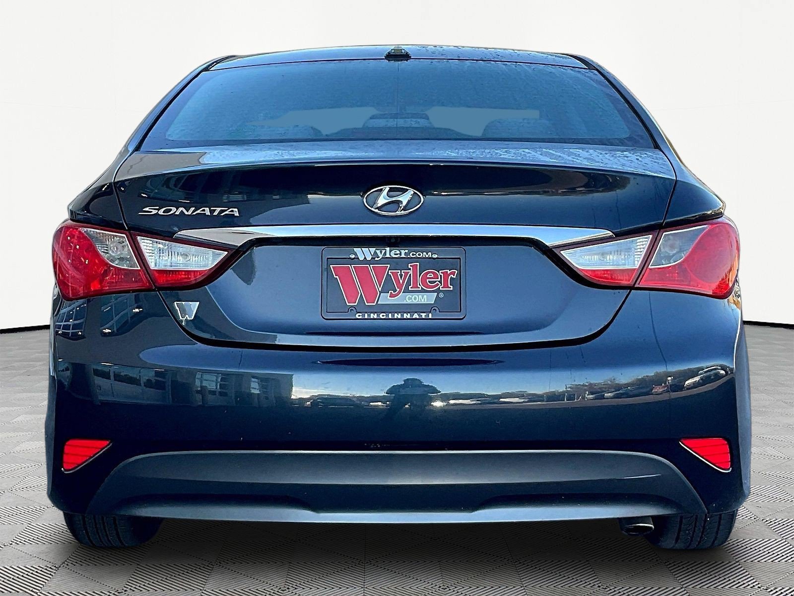 Used 2014 Hyundai Sonata GLS w/ Popular Equipment Group 2 FWD image 5