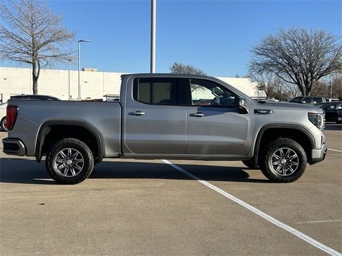 Used 2025 GMC Sierra 1500 AT4 w/ AT4 Premium Package image 4