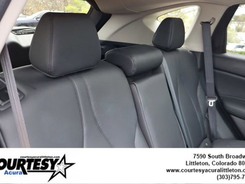 Used 2024 Acura RDX SH-AWD image 31