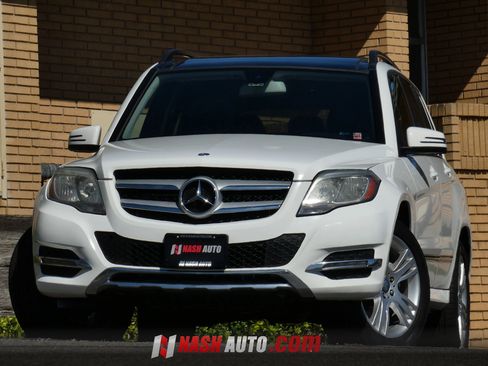 Used 2014 Mercedes-Benz GLK 350 2WD w/ Premium 1 Package image 2