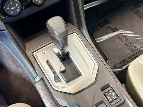 Used 2019 Subaru Impreza 2.0i Premium image 16