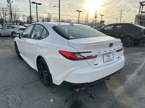 New 2026 Toyota Camry SE image 4