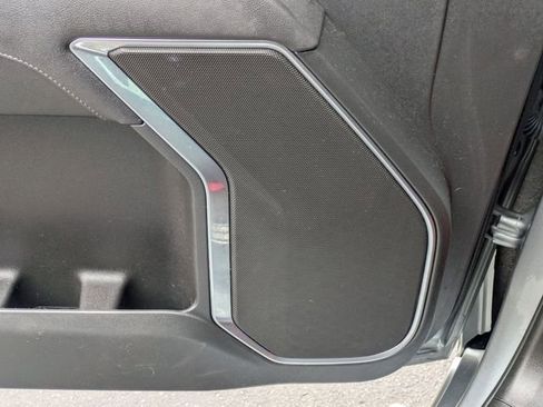 Used 2023 Chevrolet Silverado 1500 LT image 13