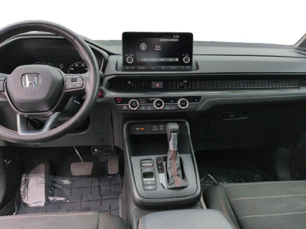 Used 2024 Honda CR-V Sport image 11