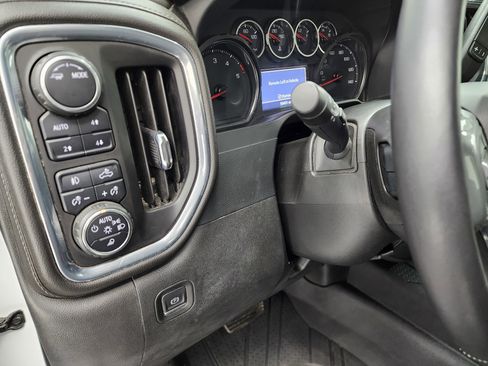 Used 2022 Chevrolet Silverado 2500 LTZ w/ Safety Package image 41