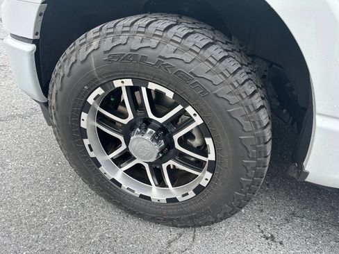 Used 2023 Ford F150 Lariat w/ Equipment Group 502A High AWD/4WD image 9