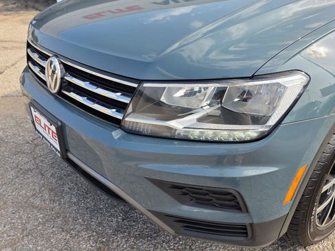Used 2021 Volkswagen Tiguan SEL AWD/4WD image 38