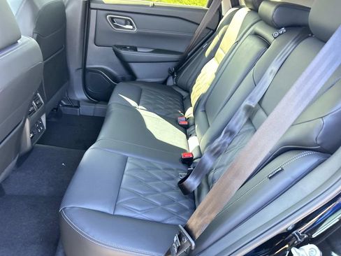 New 2026 Nissan Rogue Platinum w/ Platinum Premium Package AWD/4WD image 21