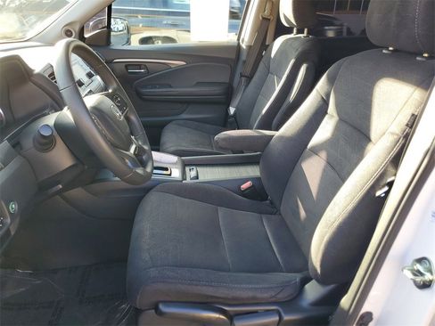 Used 2020 Honda Pilot LX image 17