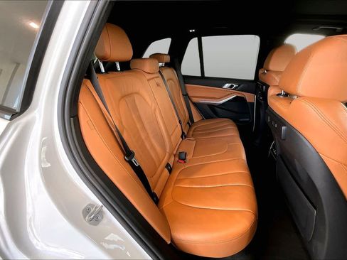 Used 2021 BMW X5 sDrive40i w/ M Sport Package RWD image 21
