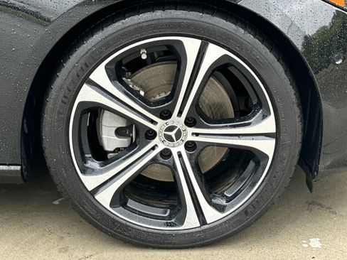 Used 2022 Mercedes-Benz C 300 Sedan image 11