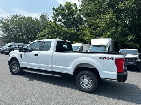 Used 2022 Ford F350 XL AWD/4WD image 4