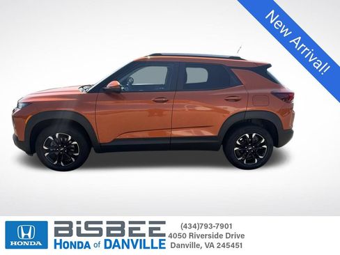Used 2022 Chevrolet TrailBlazer LT AWD/4WD image 1