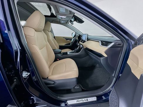 Certified 2025 Toyota RAV4 XLE w/ Convenience Package FWD image 28