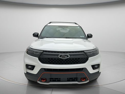 Used 2023 Ford Explorer Timberline w/ Timberline Technology Package AWD/4WD image 2