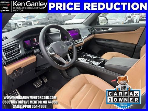 Used 2024 Volkswagen Atlas Cross Sport SEL R-Line AWD/4WD image 17