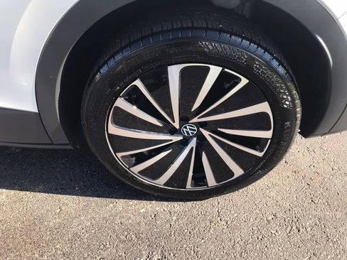 Used 2023 Volkswagen ID.4 Pro S Plus image 44