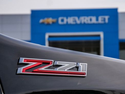 Used 2021 Chevrolet Silverado 1500 LT w/ Texas Edition Plus image 11