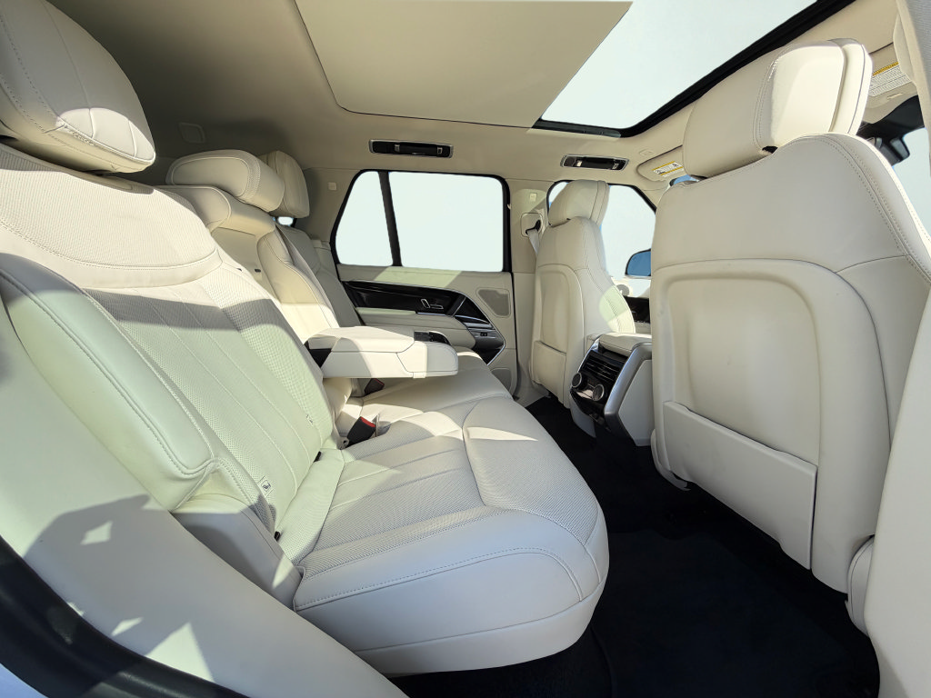 Used 2023 Land Rover Range Rover SE AWD/4WD image 43