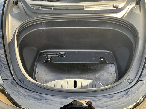 Used 2018 Tesla Model 3 Mid Range RWD image 30