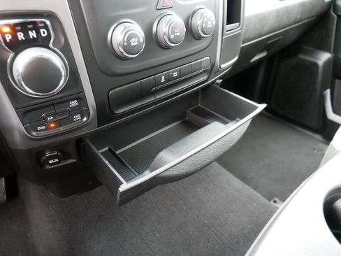 Certified 2024 RAM 1500 Classic SLT image 32