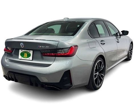 Used 2023 BMW M340i w/ Premium Package image 4