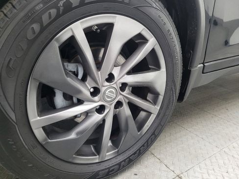 Used 2016 Nissan Rogue SL w/ SL Premium Package image 31