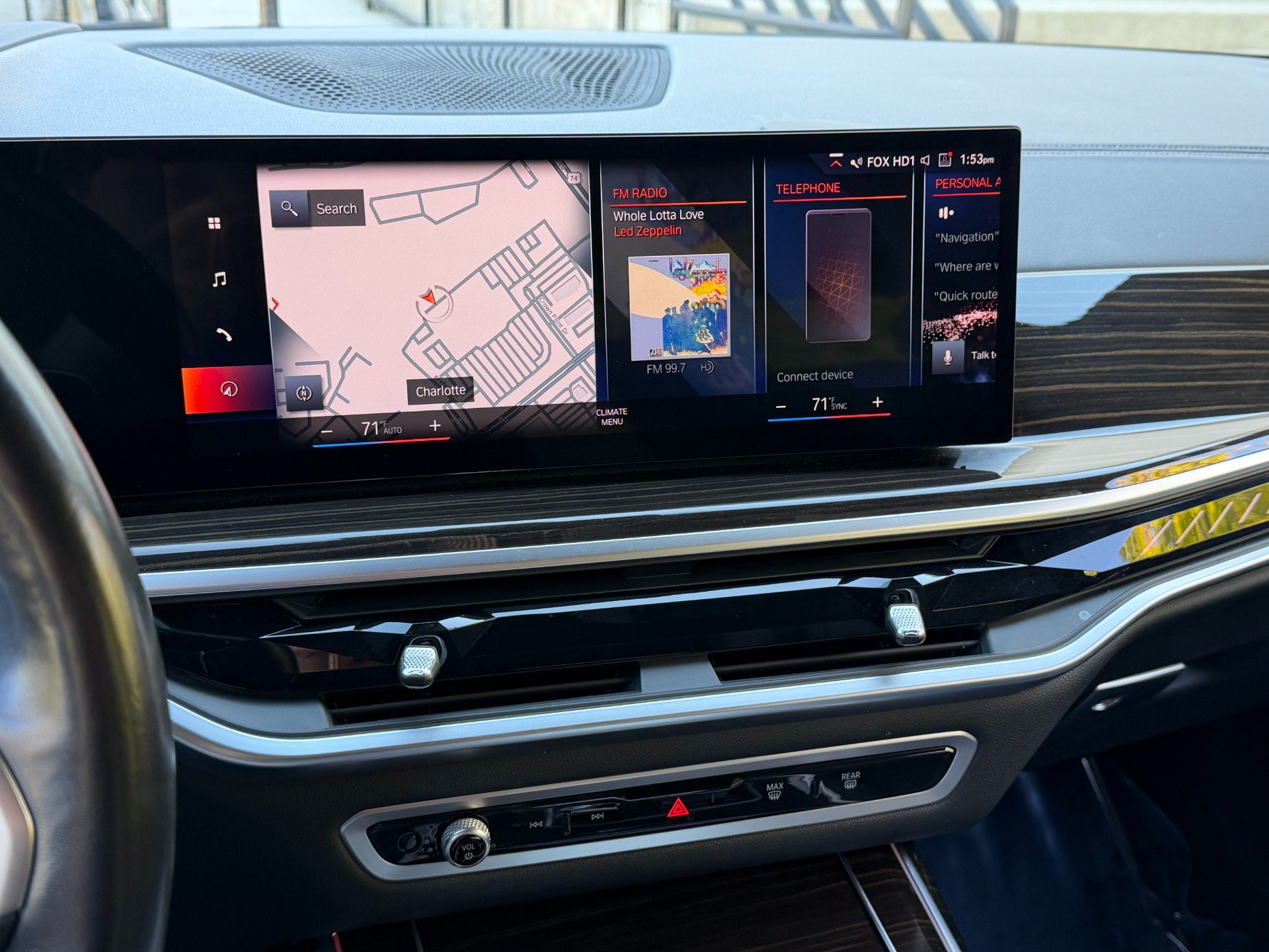 Used 2023 BMW X7 M60i AWD/4WD image 40