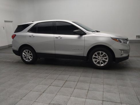 Used 2019 Chevrolet Equinox LS image 11